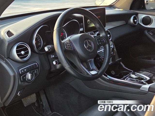Mercedes-Benz GLC-Class GLC220 d 4MATIC Premium Coupe