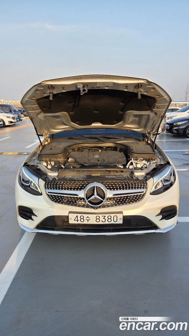 Mercedes-Benz GLC-Class GLC220 d 4MATIC Premium Coupe