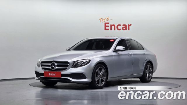 Mercedes-Benz E-Class E300 4MATIC Avnatgarde