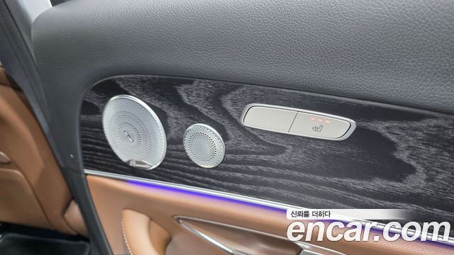 Mercedes-Benz E-Class E300 4MATIC Avnatgarde