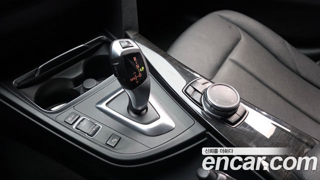 BMW 3-Series 320d