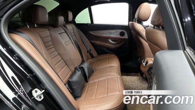 Mercedes-Benz E-Class E250 Avantgarde