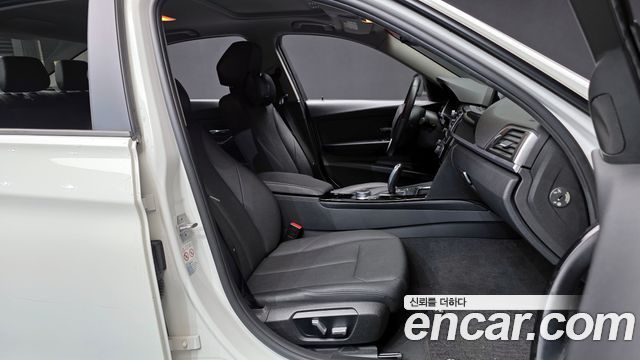 BMW 3-Series 320d