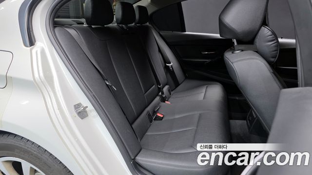BMW 3-Series 320d