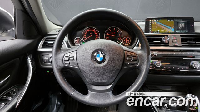 BMW 3-Series 320d