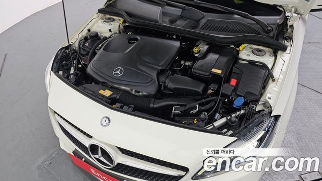 Mercedes-Benz A-Class A200