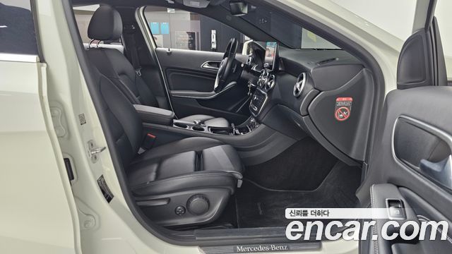 Mercedes-Benz A-Class A200
