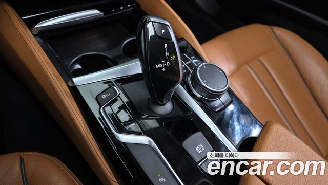 BMW 5-Series 520d Luxury Special Edition