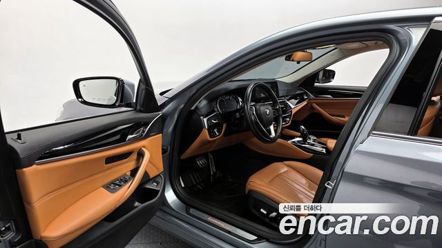 BMW 5-Series 520d Luxury Special Edition