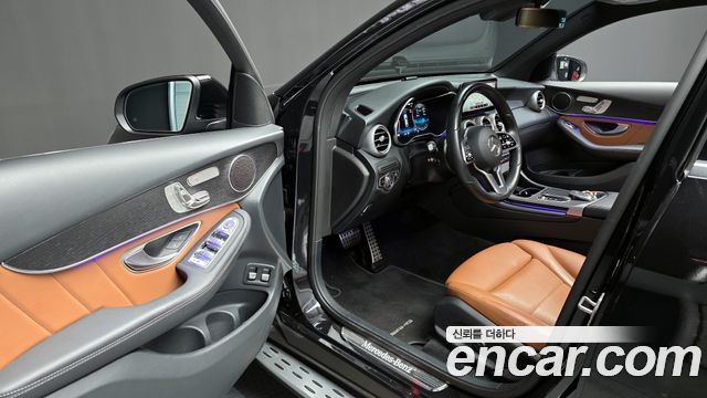 Mercedes-Benz GLC-Class GLC300e 4MATIC Coupe