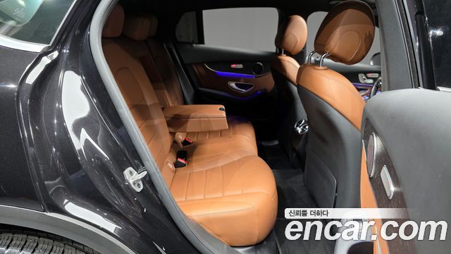 Mercedes-Benz GLC-Class GLC300e 4MATIC Coupe