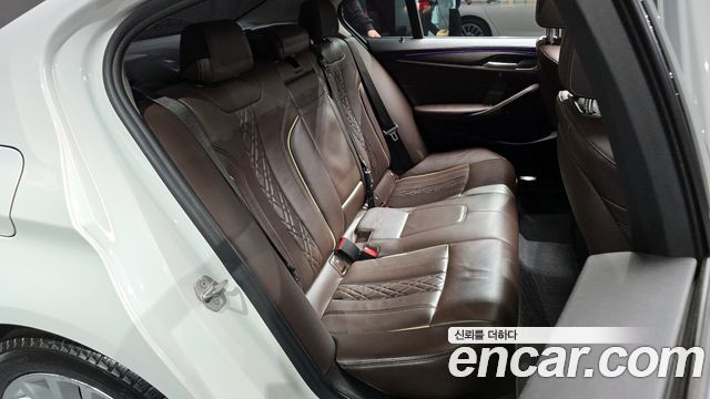 BMW 5-Series 520d Luxury Plus
