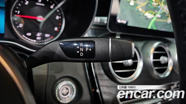 Mercedes-Benz C-Class C220 d 4MATIC AMG Line