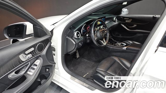 Mercedes-Benz C-Class C220 d 4MATIC AMG Line