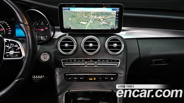 Mercedes-Benz C-Class C220 d 4MATIC AMG Line