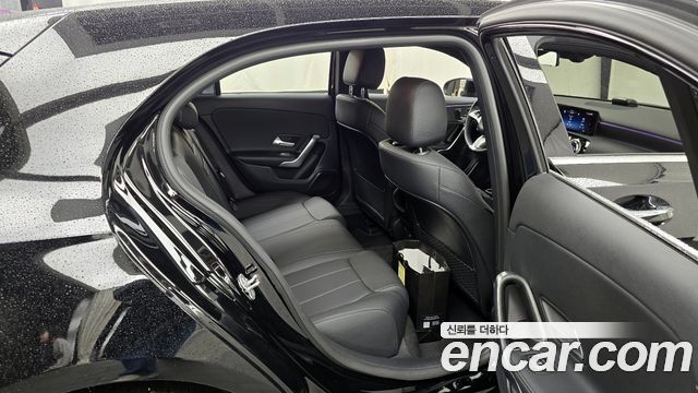 Mercedes-Benz A-Class A220 Hatchback