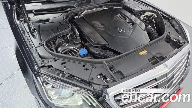 Mercedes-Benz S-Class S560L 4MATIC