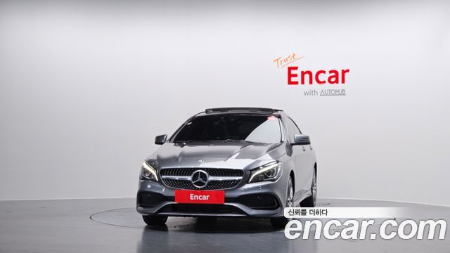 Mercedes-Benz CLA-Class CLA220 AMG Line