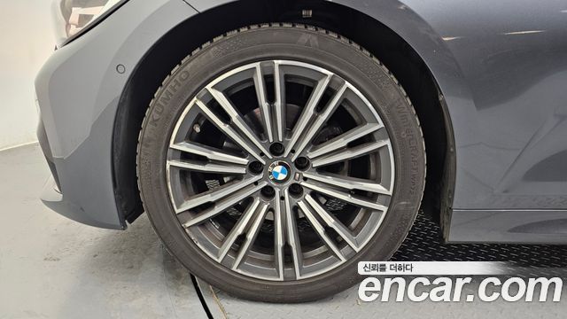 BMW 3-Series 320i M Sport
