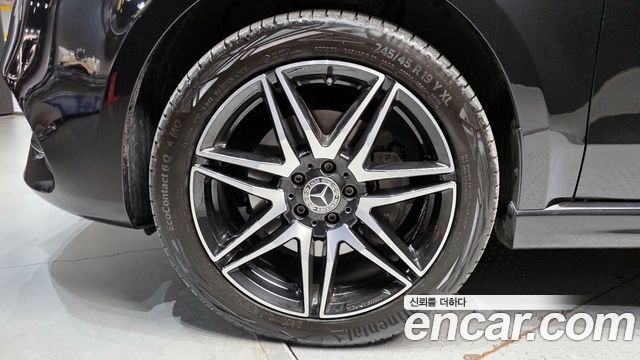 Mercedes-Benz V-Class V300 CDI