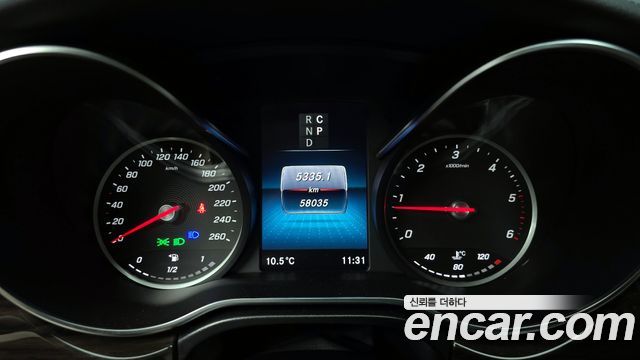 Mercedes-Benz V-Class V300 CDI