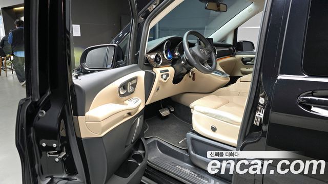 Mercedes-Benz V-Class V300 CDI