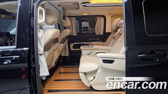 Mercedes-Benz V-Class V300 CDI