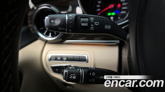 Mercedes-Benz V-Class V300 CDI