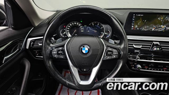 BMW 5-Series 520d Luxury Special Edition