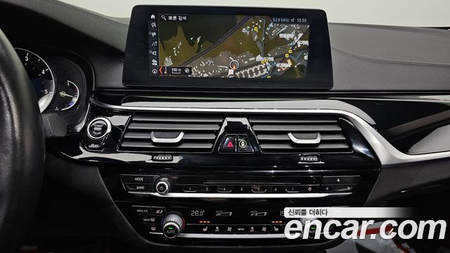 BMW 5-Series 520d Luxury Special Edition