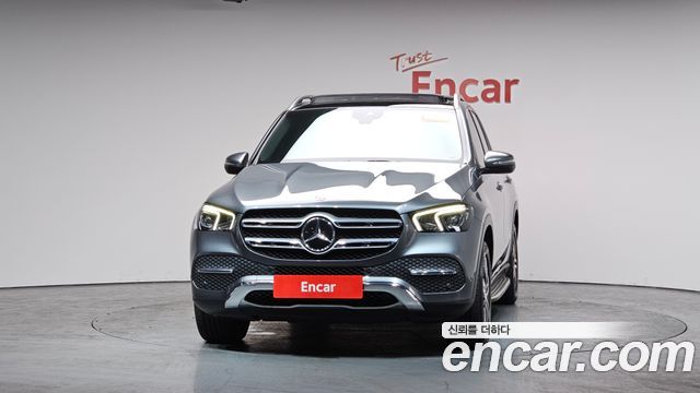 Mercedes-Benz GLE-Class GLE300d 4MATIC