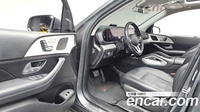 Mercedes-Benz GLE-Class GLE300d 4MATIC