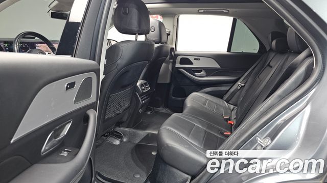 Mercedes-Benz GLE-Class GLE300d 4MATIC