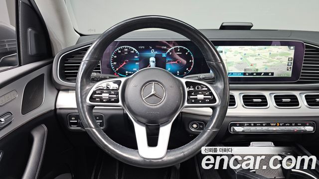 Mercedes-Benz GLE-Class GLE300d 4MATIC