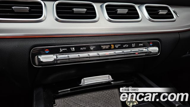 Mercedes-Benz GLE-Class GLE300d 4MATIC