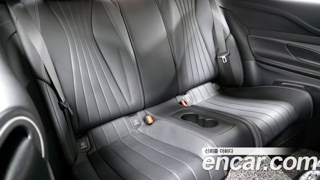 Mercedes-Benz E-Class E220d Coupe
