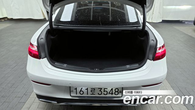 Mercedes-Benz E-Class E220d Coupe