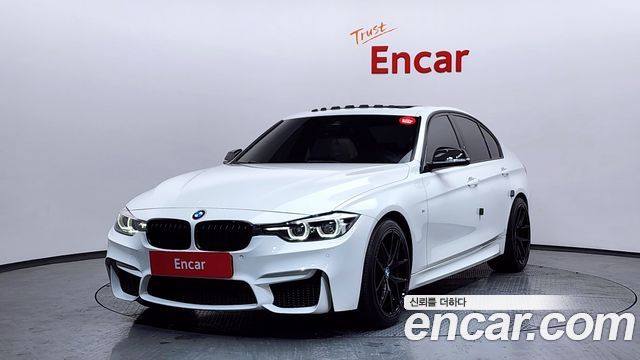 BMW 3-Series 320i M Sport Shadow