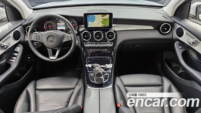 Mercedes-Benz GLC-Class GLC220 d 4MATIC