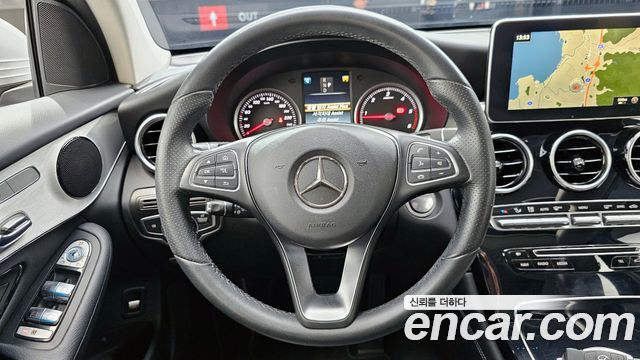 Mercedes-Benz GLC-Class GLC220 d 4MATIC