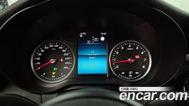 Mercedes-Benz C-Class C200