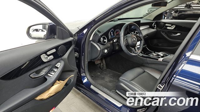 Mercedes-Benz C-Class C200