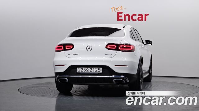 Mercedes-Benz GLC-Class GCL300 4MATIC Coupe