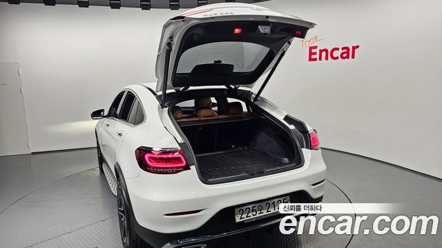 Mercedes-Benz GLC-Class GCL300 4MATIC Coupe