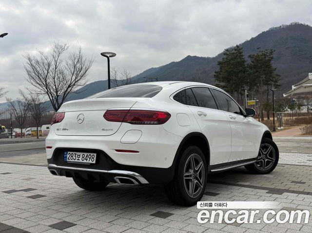 Mercedes-Benz GLC-Class GLC300e 4MATIC Coupe