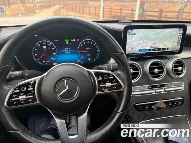 Mercedes-Benz GLC-Class GLC300e 4MATIC Coupe