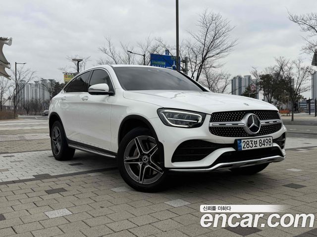 Mercedes-Benz GLC-Class GLC300e 4MATIC Coupe