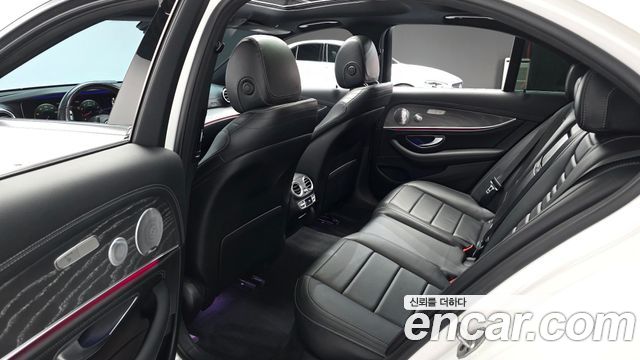 Mercedes-Benz E-Class E350 4MATIC AMG Line Edition