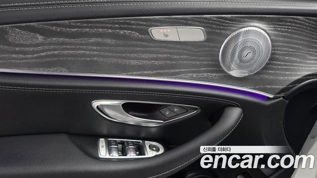 Mercedes-Benz E-Class E350 4MATIC AMG Line Edition