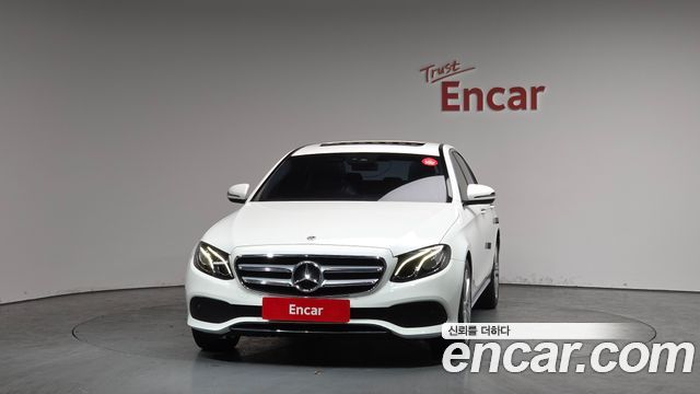 Mercedes-Benz E-Class E200 Avantgarde